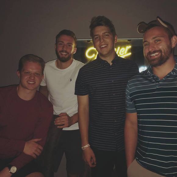 Meet your Posher, Campbell - Picture 1 of 1